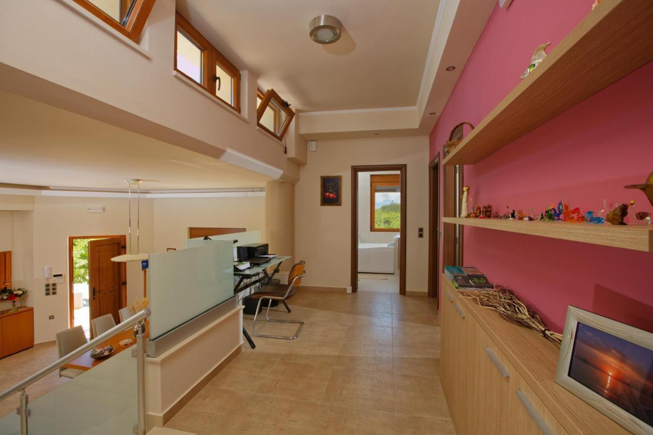 Cretan Vineyard Hill Villa Káto Kalészia Kültér fotó